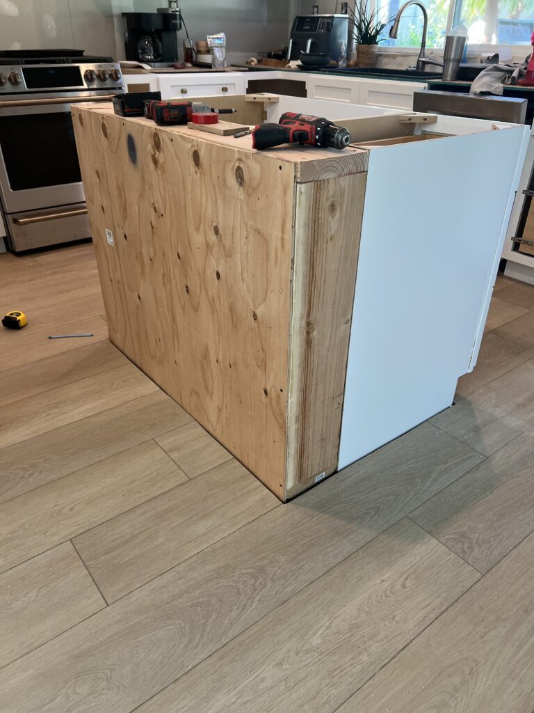 DIY Kitchen Island (#2!)