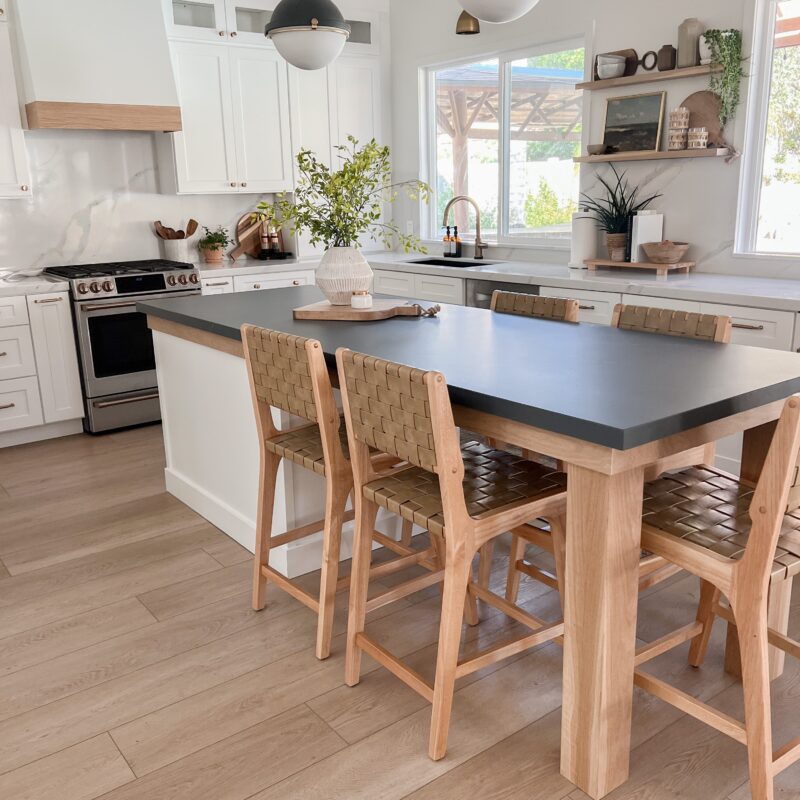 Make Your Own Gorgeous Kitchen Island – Seating For Five